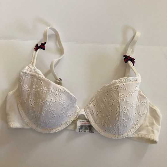 Tommy Hilfiger Other - Tommy Hilfiger Eyelet Demi Bra